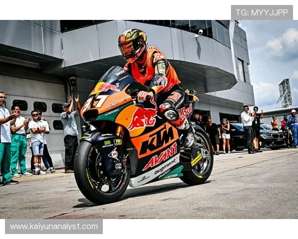 MotoGP赛季精彩回顾：顶级车手激烈角逐与技术革新